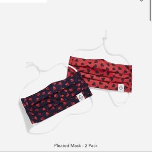 Vera Bradley 2 pack pleated face mask- Swe…